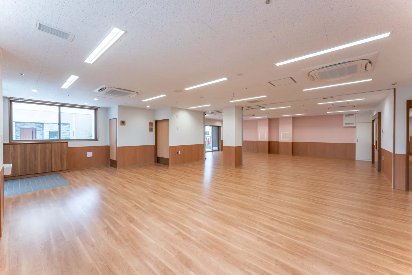 高齢者施設 / 共用空間の竣工写真(Before)
